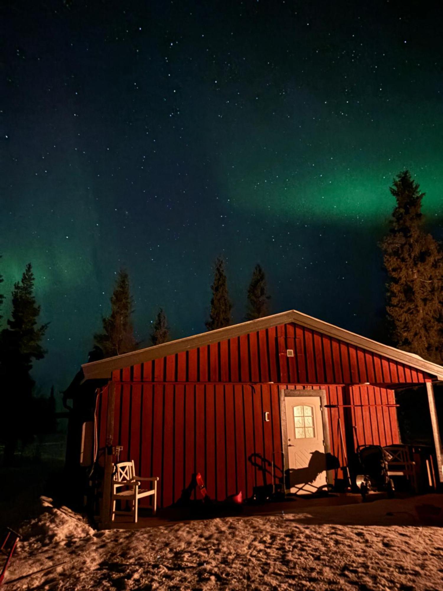 Camp Caroli Family House Jukkasjärvi Exterior foto